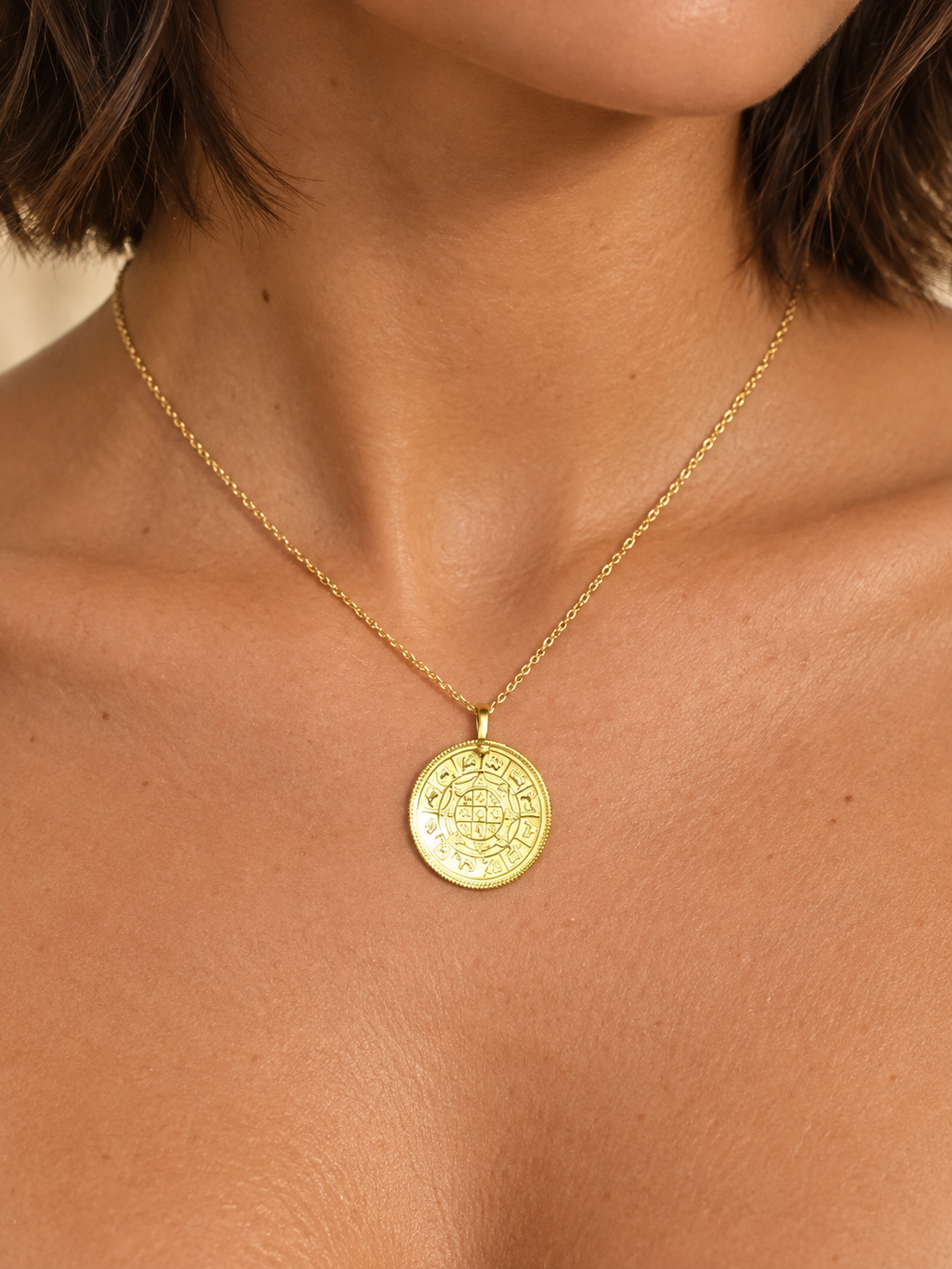 THURAYA COLLAR