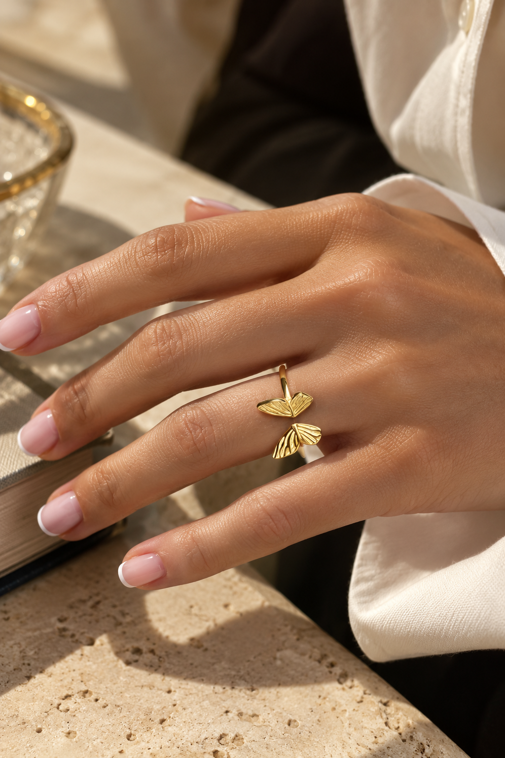 ANILLO LAETITIA