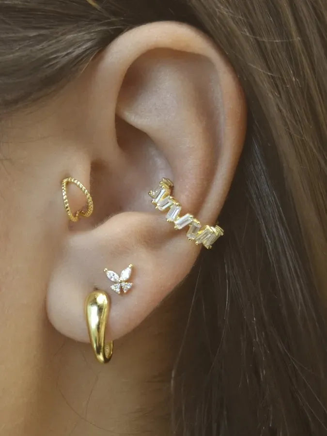 PIERCING JULIA